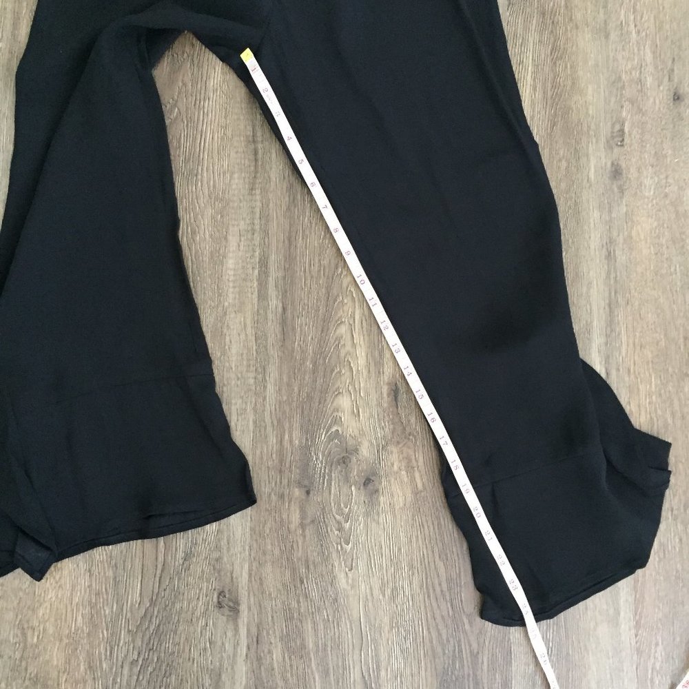 Zara High Rise Ruffle Leg Trouser Pants in Black - Picture 12 of 13